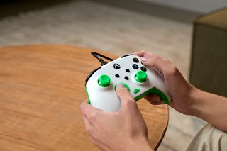 Controller Xbox Rematch Core Bianco e Verde