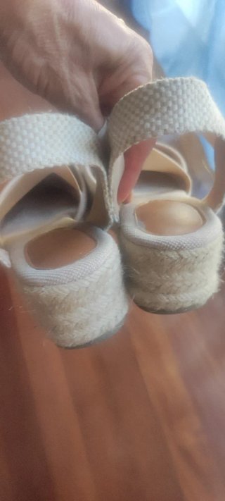 Alpargatas Esparto Beige y Blanco.