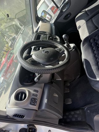 Nissan NV300 2017