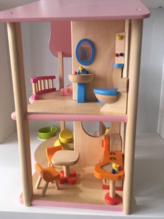 Casita de muñecas madera Bazar San Carlos