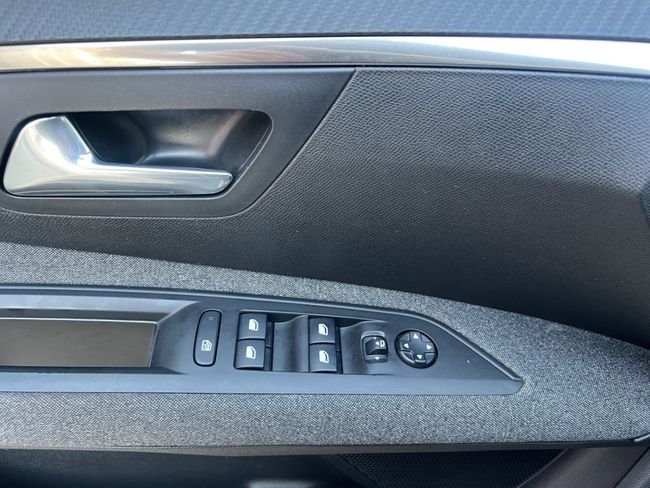 Peugeot 5008 2021, foto 13