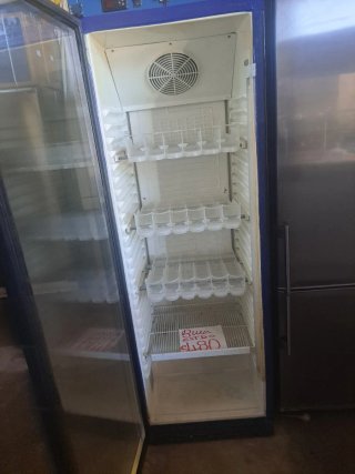 Vitrina Vertical Bebidas