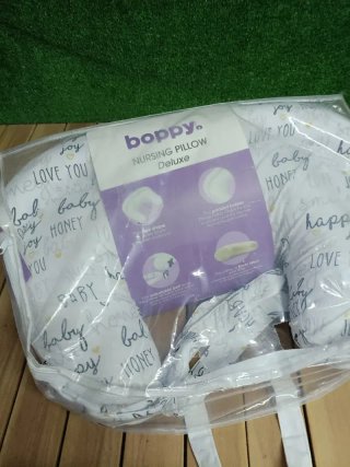 Boppy Cojín Deluxe de Lactancia Para Bebés de 0+