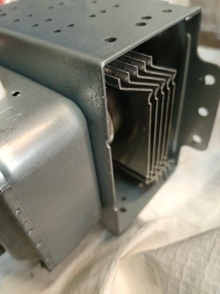 Magnetrón WITOL 2M219J