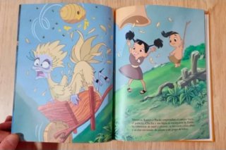 Clásico cuento Disney. El enperador y sus locuras.
