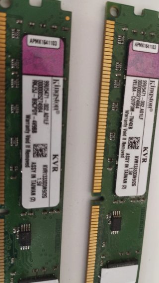 2x Kingston DDR3 2GB RAM