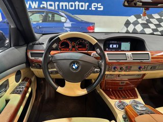 BMW Serie 745 I iNDIVIDUAL