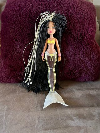 Muñeca Sirena Mermaze Mermaidz Jordie