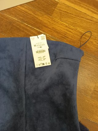 Top asimétrico Zara azul marino