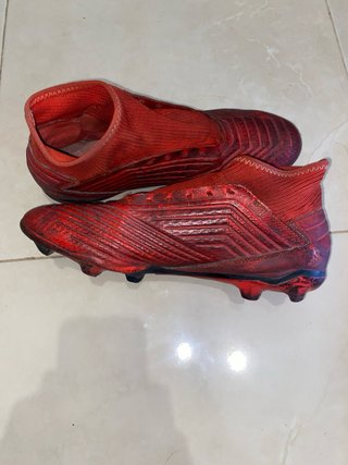 Botas de fútbol Adidas Predator Rojas