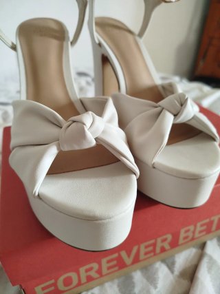 Tacones H&M plataforma nudo blanco