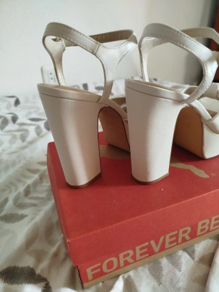 Tacones H&M plataforma nudo blanco