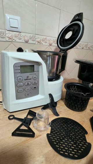 Robot de cocina Lufthous Mastermix