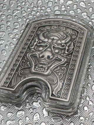 KOMSCO Doggaebi Escudo Apilable Plata
