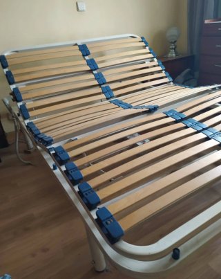 Cama articulada de 135cm. Somier lamas. Eléctrica.