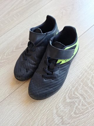 Botas de fútbol niño talla 31