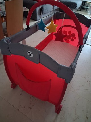 Cuna de viaje plegable