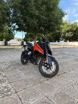 KTM Duke 125 2024