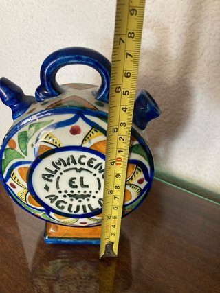 Bottiglie di ceramica decorate