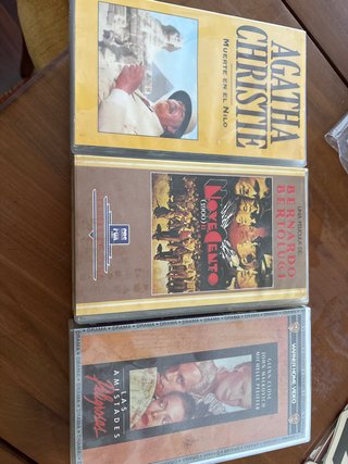 Pack 3 Películas VHS: Agatha Christie, Nueve... y