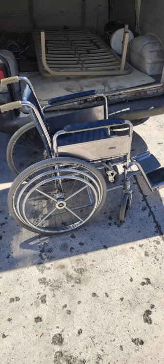 silla de ruedas en perfecto estado