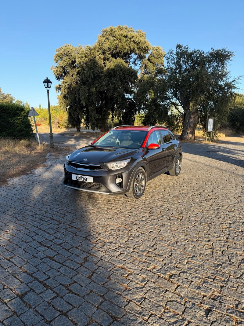 KIA Stonic 120cv - 1 año de garantía - foto 1