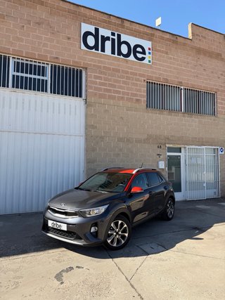 KIA Stonic 120cv - 1 año de garantía