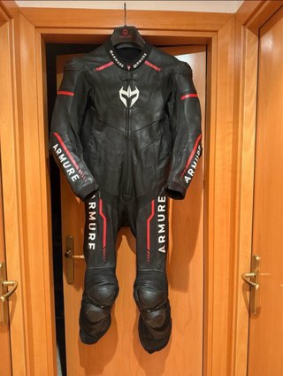 Mono ARMURE talla 50