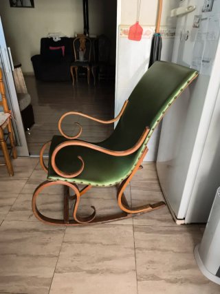 Mecedora antigua madera y tela