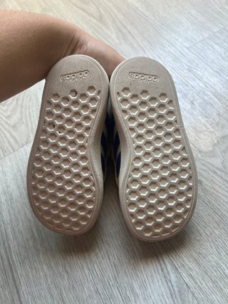 Zapatillas Adidas niño T25