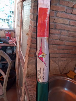 Cometa acrobática rosa y verde