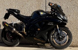 Suzuki GSX R 600 K8 Negra