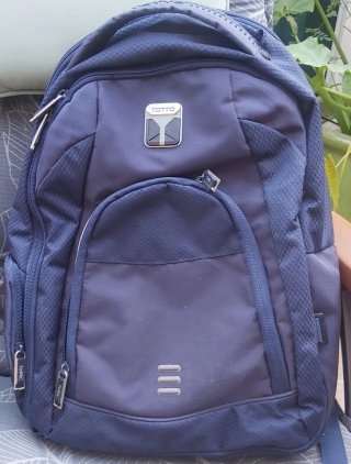 Mochila Totto Azul Marino ESO / Portátil