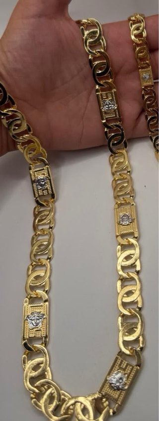 Cadena de oro estilo Versace