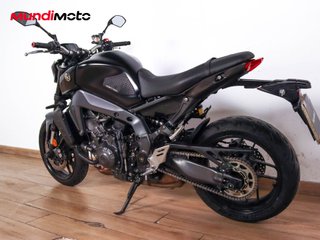 YAMAHA MT 09