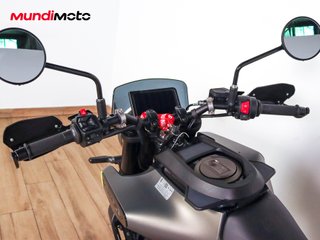 HUSQVARNA SVARTPILEN 125 ABS