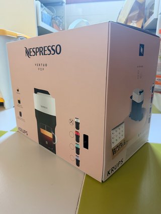 Cafetera Nespresso Vertuo Pop Blanca Nueva