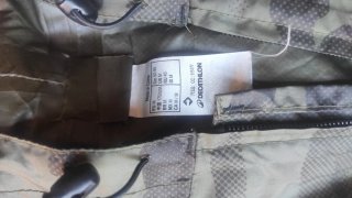 Chubasquero camuflaje hombre
