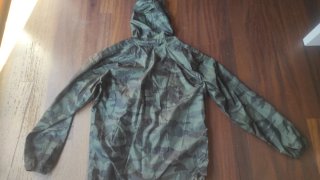 Chubasquero camuflaje hombre
