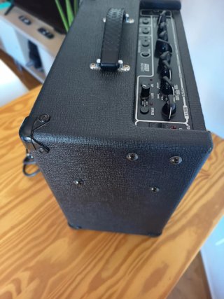 Amplificador Vox Valvetronix