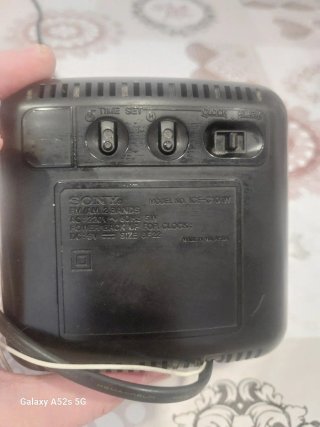 Radio despertador Sony Digicube