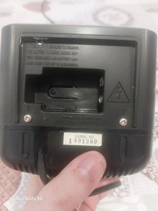 Radio despertador Sony Digicube
