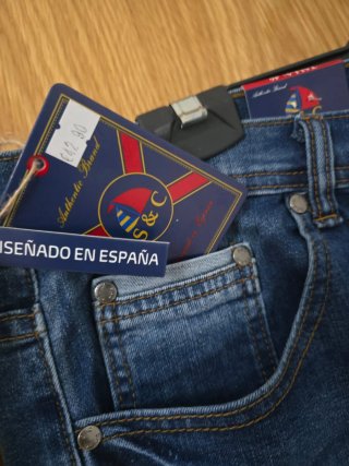 BERMUDAS VAQUERAS DE HOMBRE T-46. CON ETIQUETA