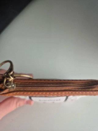 Cartera con llavero y estampado de ardilla