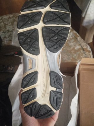 Asics Gel-Nyc Marrón Beige Talla 42