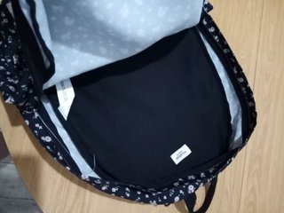 Mochila de flores de Pull&Bear
