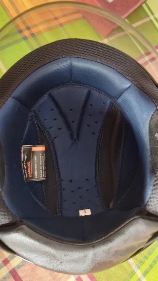 Casco de moto negro BEON