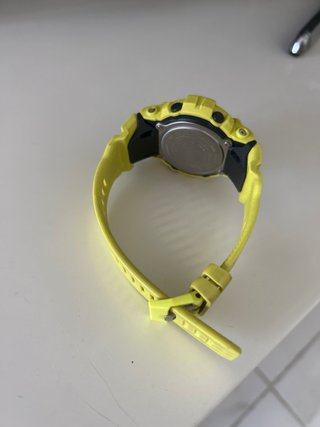G-SHOCK Amarillo Original Buen Estado