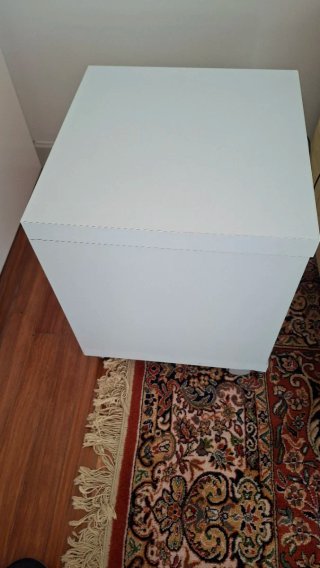 Cajonera de escritorio con ruedas