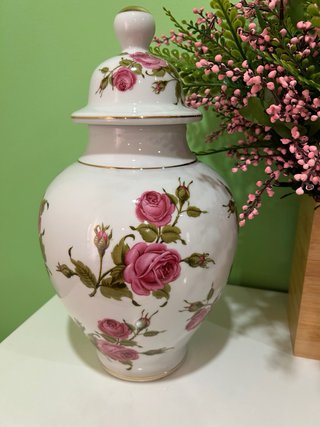 Jarrón grande de porcelana con rosas / no regateo